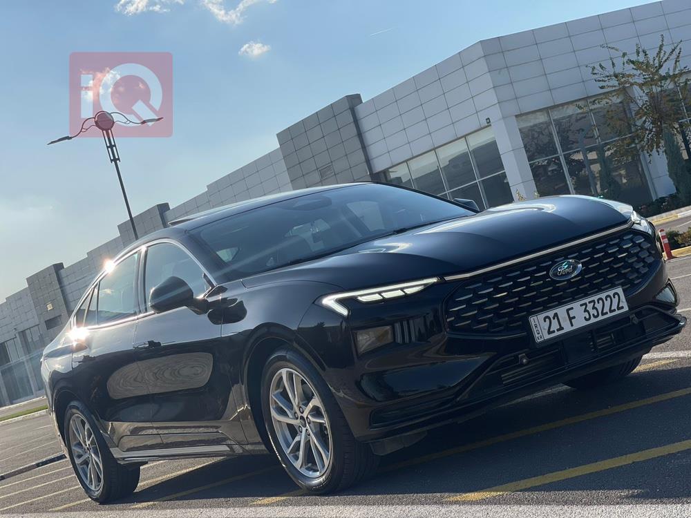 Ford Taurus
